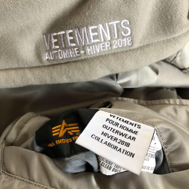 Balenciaga(バレンシアガ)のVETEMENTS × ALPHA  ma-1 メンズのジャケット/アウター(フライトジャケット)の商品写真