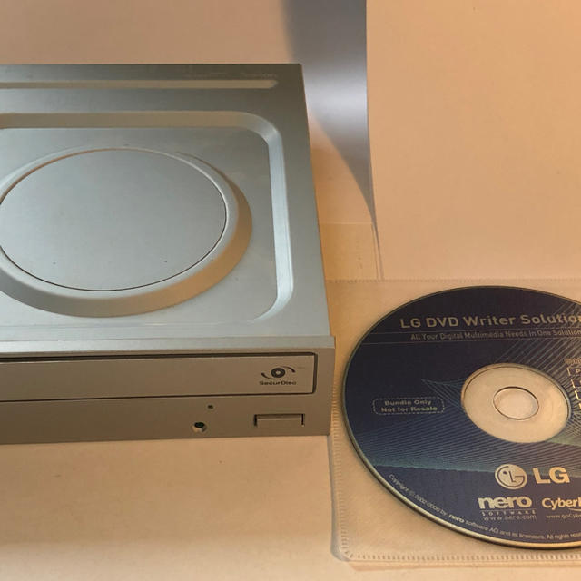 LG Electronics(エルジーエレクトロニクス)のLG DVD rewriter GH22NP20 スマホ/家電/カメラのPC/タブレット(PCパーツ)の商品写真