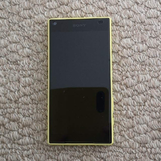 docomo Xperia Z5 Compact(SO-02H) イエロー