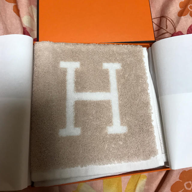 Hermes(エルメス)のHERMES ハンドタオル レディースのファッション小物(ハンカチ)の商品写真