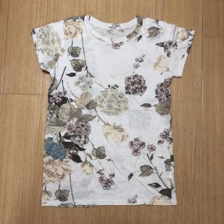 カワイイ(cawaii)の【otona】新品☆ノスタルジックに花香るデイリーＴシャツ(Tシャツ(半袖/袖なし))