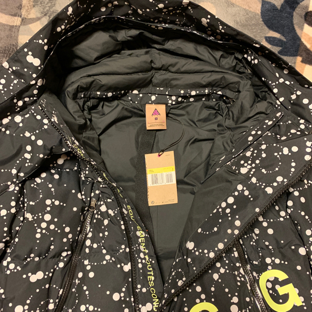 NIKE(ナイキ)の NIKELAB ACG 18AW DOWN FILL 黒　S　新品  メンズのジャケット/アウター(ダウンジャケット)の商品写真