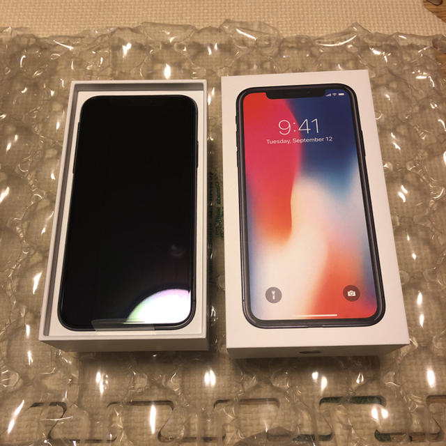 Apple - 【新品】iPhone X 64GB docomo 新品未使用品