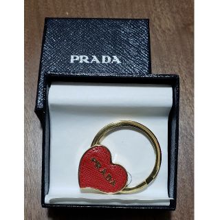 プラダ(PRADA)のPRADA　ハート型キーチャーム　アクセサリー(キーホルダー)