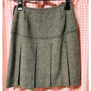 ザジ(ZAZIE)の膝上スカート　美品(ミニスカート)