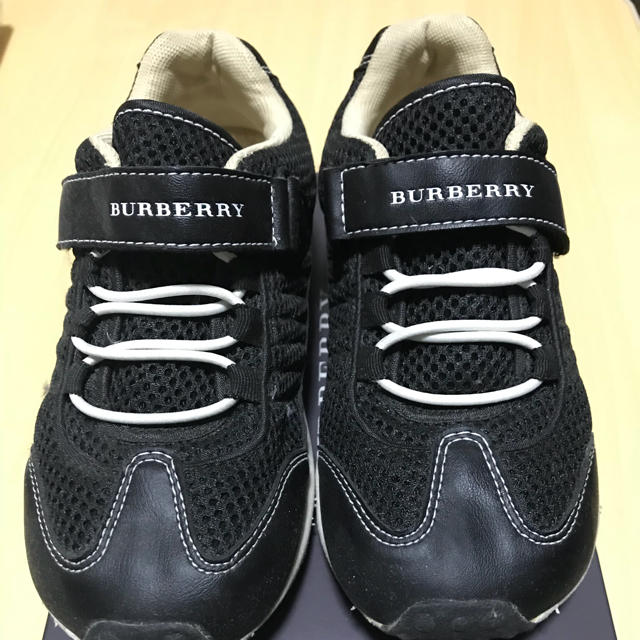 BURBERRY(バーバリー)のburberry キッズ スニーカー キッズ/ベビー/マタニティのキッズ靴/シューズ(15cm~)(スニーカー)の商品写真