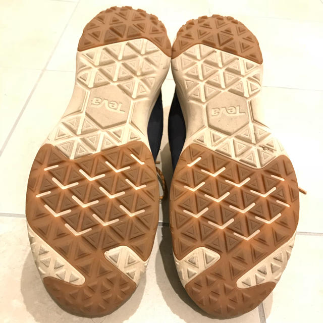 Teva - Teva Arrowood 2 Mid Waterproofの通販 by asante shop|テバならラクマ 格安お得