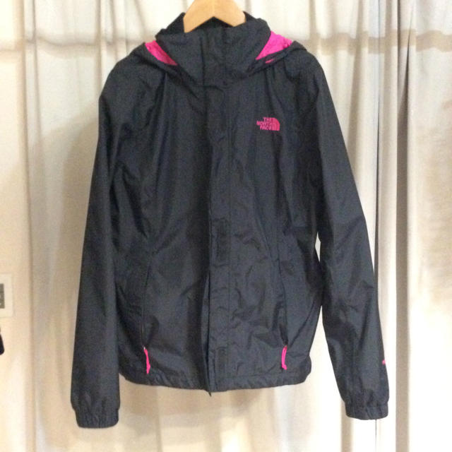 THE NORTH FACE ナイロンパーカー