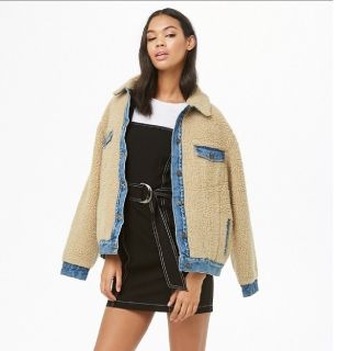 フォーエバートゥエンティーワン(FOREVER 21)のforever21 ボア×デニムリバーシブルアウター(ブルゾン)