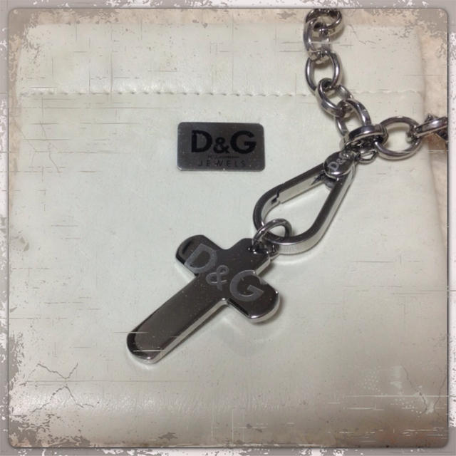 DOLCE&GABBANA(ドルチェアンドガッバーナ)のD&G クロスチェーンネックレス୨୧♡ॢ レディースのアクセサリー(ネックレス)の商品写真