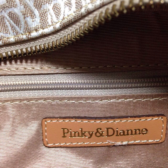 Pinky&Dianne(ピンキーアンドダイアン)のpinky&dianne バッグ値下げ中 レディースのバッグ(ハンドバッグ)の商品写真