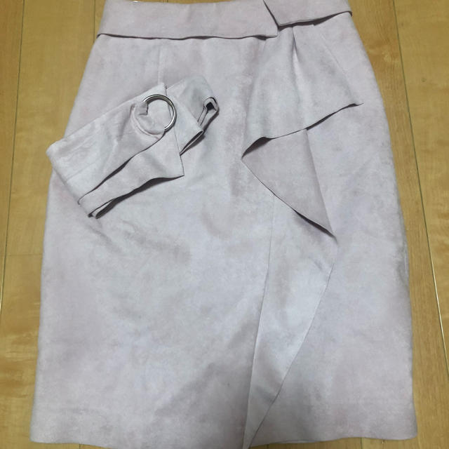 JUSGLITTY(ジャスグリッティー)のJUSGLITTY スエードスカート レディースのスカート(ひざ丈スカート)の商品写真