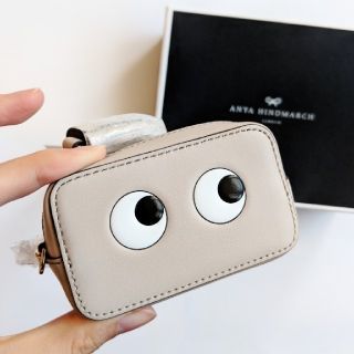 アニヤハインドマーチ(ANYA HINDMARCH)の【新品】Anya Hindmarch アイズ コインケース ベージュ 人気色(コインケース)