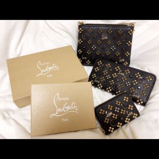 クリスチャンルブタン(Christian Louboutin)のまるさま専用(ショルダーバッグ)