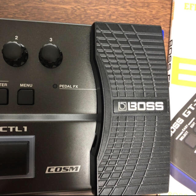 BOSS(ボス)のBOSS GT-1(美品) 楽器のギター(エフェクター)の商品写真