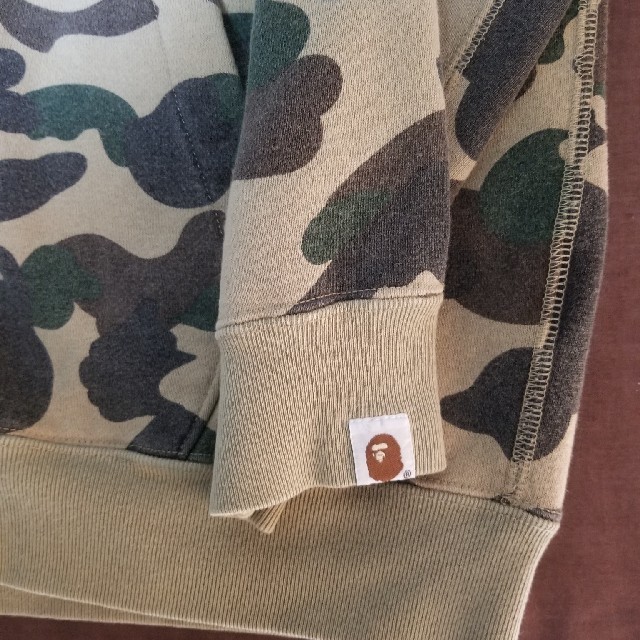 A BATHING APE(アベイシングエイプ)のa bathing ape 1st camo hoodie　初期 メンズのトップス(パーカー)の商品写真