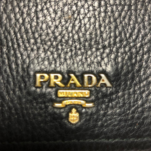 PRADA 財布