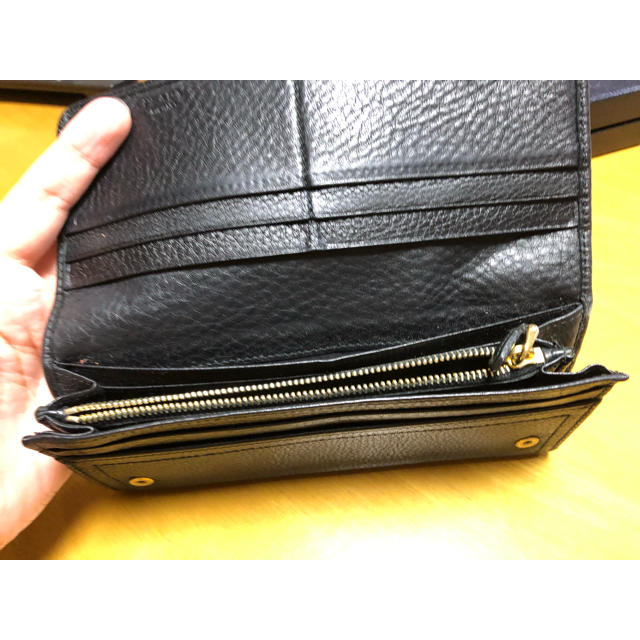 PRADA 財布