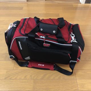 トゥミ(TUMI)のトゥミ デュカティコラボ バッグ「アクチュエイター」スポーツ・ダッフル(バッグパック/リュック)