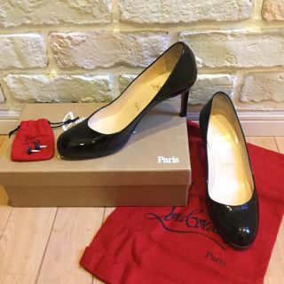 クリスチャンルブタン(Christian Louboutin)のクリスチャン・ルブタン パテントパンプス サイズ37.5(ハイヒール/パンプス)