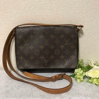 ルイヴィトン(LOUIS VUITTON)の【週末限定値下げ！】VUITTON　バッグ　モノグラム　ミュゼットタンゴ　 美品(ショルダーバッグ)