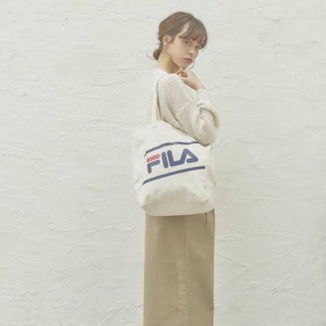 FILA(フィラ)のイーハイフン×フィラコラボトートバック レディースのバッグ(トートバッグ)の商品写真