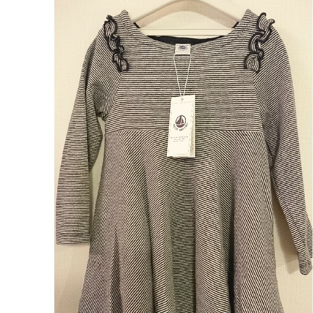 PETIT BATEAU(プチバトー)のasparagus152様 専用です☆ キッズ/ベビー/マタニティのキッズ服女の子用(90cm~)(ワンピース)の商品写真