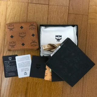 エムシーエム(MCM)のMCM 折りたたみ財布(折り財布)