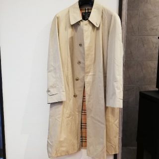 バーバリー(BURBERRY)の【フッッツク様専用】BURBERRY チェスターコート(チェスターコート)