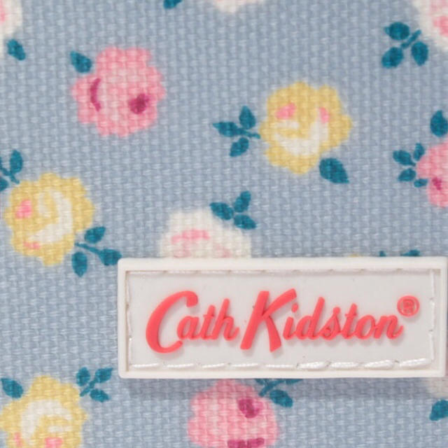 Cath Kidston(キャスキッドソン)の新品 キャスキッドソン ツーホルド チケットホルダー レディースのファッション小物(名刺入れ/定期入れ)の商品写真