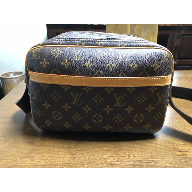 LOUIS VUITTON ショルダーバッグ