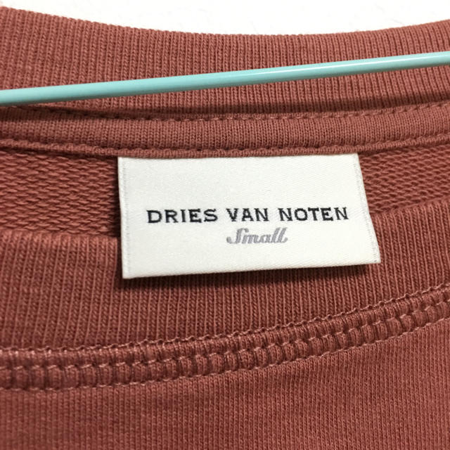 DRIES VAN NOTEN(ドリスヴァンノッテン)のドリスバンノッテン Tシャツ レディースのトップス(Tシャツ(半袖/袖なし))の商品写真