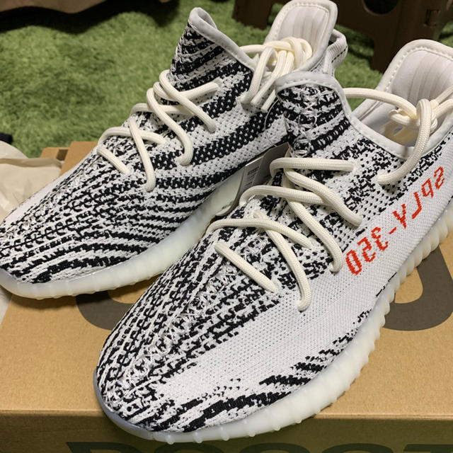 adidas YEEZY BOOST 350 V2 ZEBRA  26.0