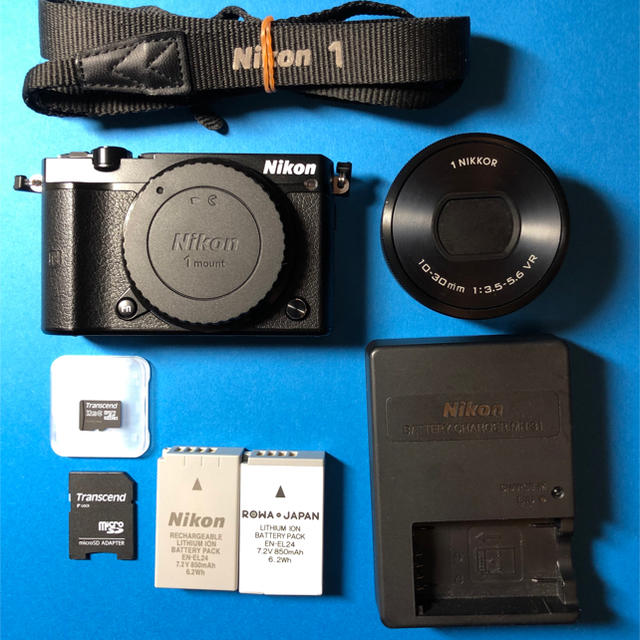 カメラニコン NIKON 1 J5 10-30mmレンズ付き 完動品 美品 付属品＋α