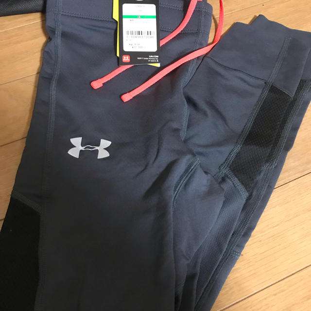 UNDER ARMOUR(アンダーアーマー)のアンダーアーマー福袋Ꮮ メンズのトップス(Tシャツ/カットソー(半袖/袖なし))の商品写真