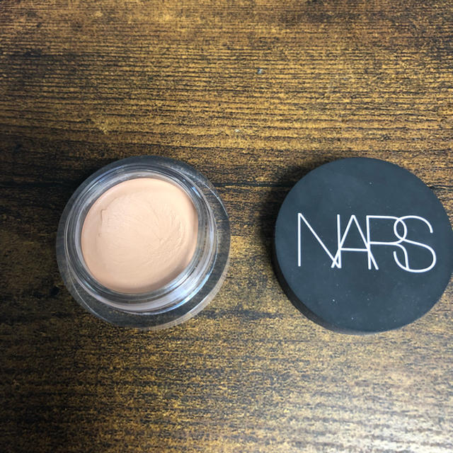 NARS(ナーズ)のNARS ソフトマットコンプリートコンシーラー 1277 コスメ/美容のベースメイク/化粧品(コンシーラー)の商品写真