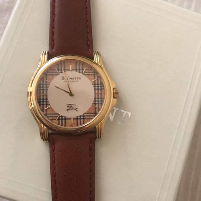 BURBERRY(バーバリー)のバーバリー 時計 レディースのファッション小物(腕時計)の商品写真