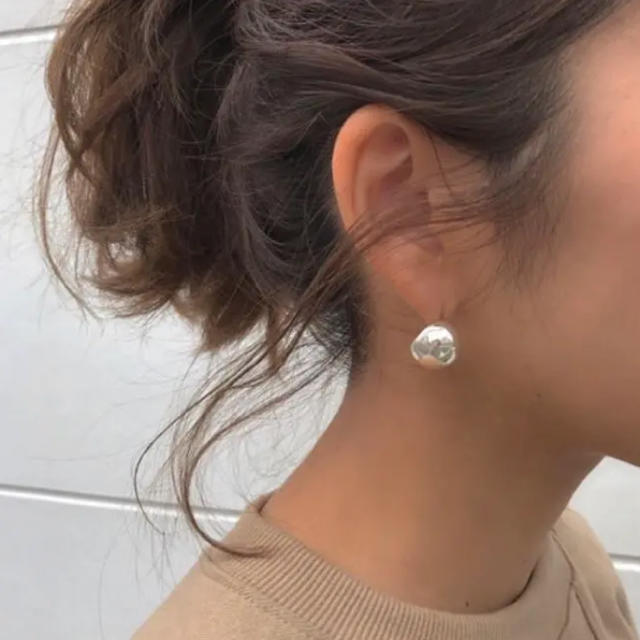 TODAYFUL(トゥデイフル)のyyrさま CARA ball's pierce  ボールズ ピアス レディースのアクセサリー(ピアス)の商品写真