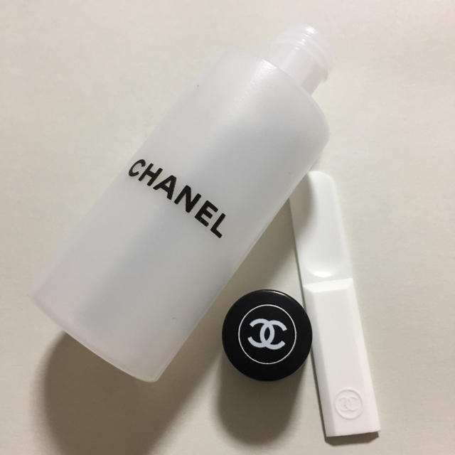 CHANEL(シャネル)のシャネル 容器 ボトル 空容器 コスメボトル インテリア/住まい/日用品のキッチン/食器(容器)の商品写真