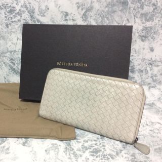 ボッテガヴェネタ(Bottega Veneta)の正規品/ボッテガヴェネタ/イントレチャート/ラウンドファスナー長財布(長財布)