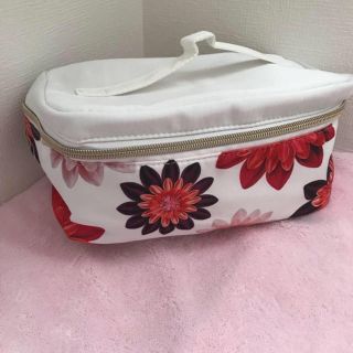 クラランス(CLARINS)の【新品】クラランス 花柄 ポーチ バニティ 2018(ポーチ)