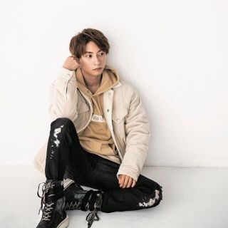 トリプルエー(AAA)の與真司郎 I am what I am(ミュージシャン)