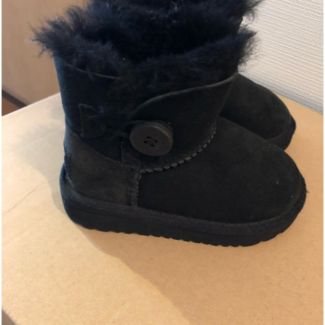 UGG(アグ)のキッズUGGブーツ キッズ/ベビー/マタニティのベビー靴/シューズ(~14cm)(ブーツ)の商品写真