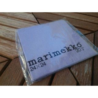 マリメッコ(marimekko)の【廃盤】アナナス-パープル/マリメッコペーパーナプキン/24×24(テーブル用品)