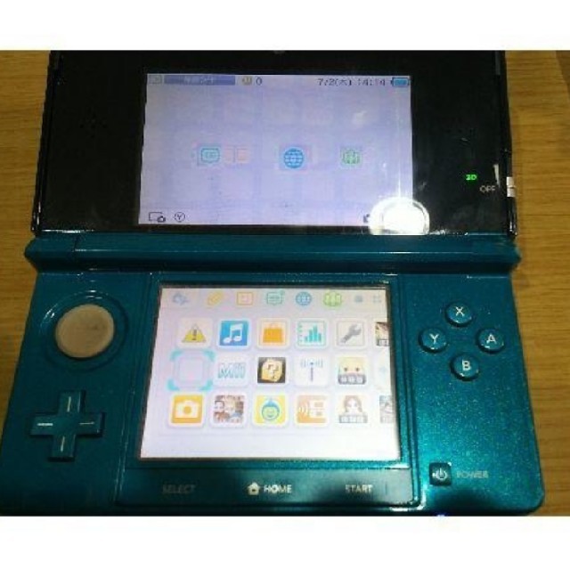 3DS  本体 ☆値下げ☆ エンタメ/ホビーのゲームソフト/ゲーム機本体(携帯用ゲーム機本体)の商品写真