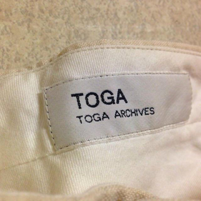 TOGA(トーガ)のTOGAゴールドフリンジパンツ レディースのパンツ(カジュアルパンツ)の商品写真