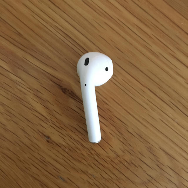 AirPods 右耳のみ