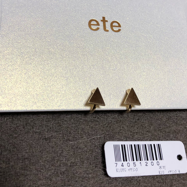 アクセサリー【新品・未使用】ete K10YGイヤリング