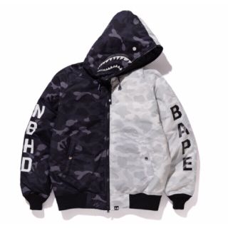 アベイシングエイプ(A BATHING APE)の希少 BAPE NBHD camo shark N2-B down jacket(ダウンジャケット)