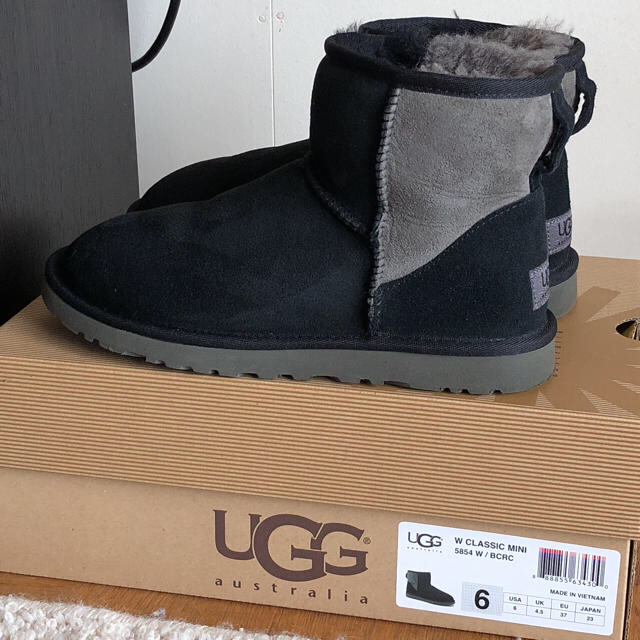 UGG W クラシックミニ　BEAMSコラボ